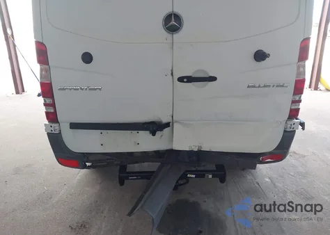 2014 Mercedes-Benz Sprinter 2500 Normal Roof z USA, uszkodzony, nr VIN WD3PE7DC8E5835913